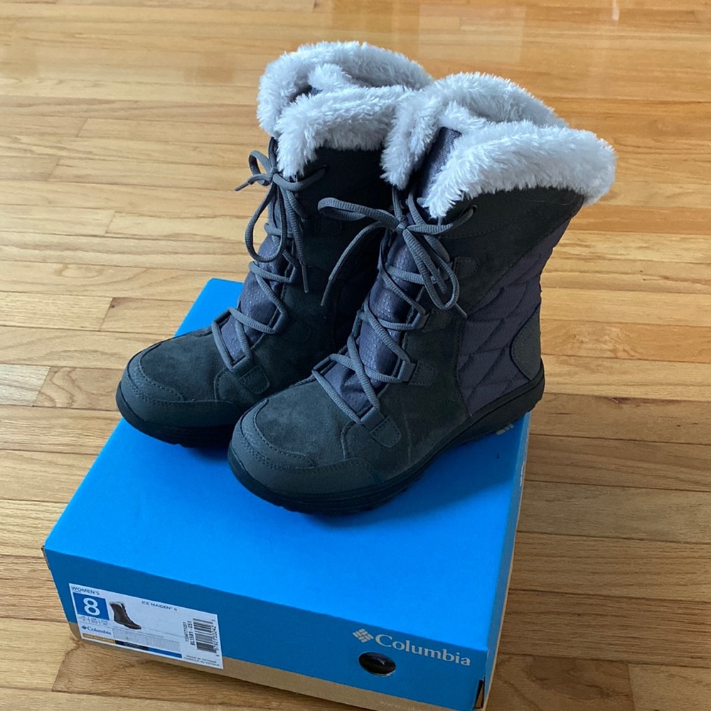Columbia Ice Maiden II snow boots